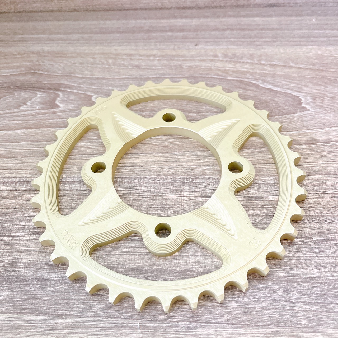 Đĩa tải nhôm 7075 siêu cứng cho Exciter 135 38 răng