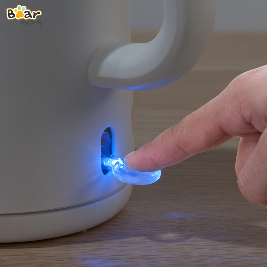 [Hàng Chính Hãng]Bình đun nước siêu tốc Bear ZDH-B15T1 1.5L công suất 1500W, lõi ấm Inox 304 cao cấp, chống cháy cạn, chống cháy khi quá nhiệt, ngắt điện tự động khi sôi, phù hợp sử dụng trong gia đình, văn phòng nhỏ