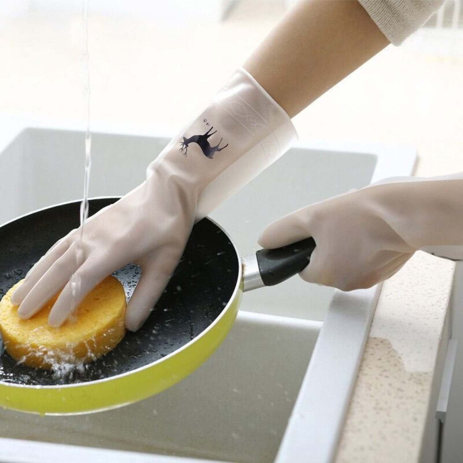 Đôi Bao găng tay cao su con Hươu siêu dai, găng tay rửa chén rửa bát, bao tay Vệ Sinh Nhà Cửa làm bếp, làm vườn Lucky Gloves