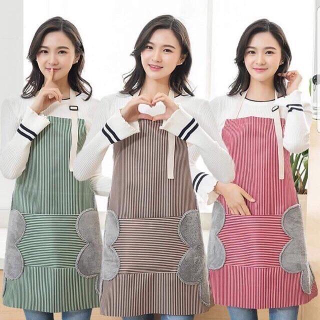 Tạp dề chống thấm nước kẻ hoa có khăn lau tay bên hông có túi để điện thoại