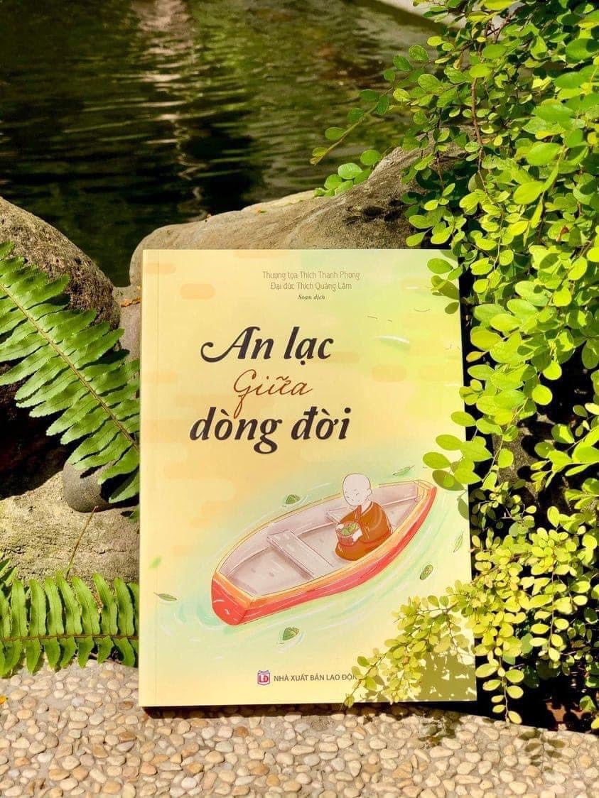 An lạc giữa dòng đời