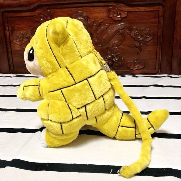 Gấu Bông Pokemon - Chuột Chũi Sandshrew Vàng Có Dây Kéo (25 Cm) Gb208 (Tặng 1 Móc Khóa Dây Da Pu Đính Đá Lấp Lánh