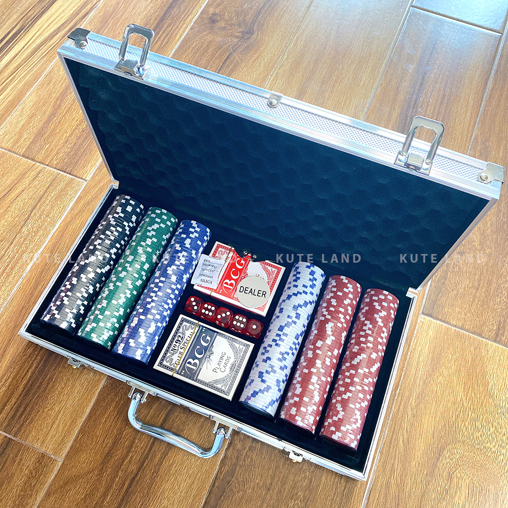 Vali Phỉnh Chip Poker Cao Cấp Hộp Nhôm 300 Chip Không Số Loại Tiêu Chuẩn Las Vegas