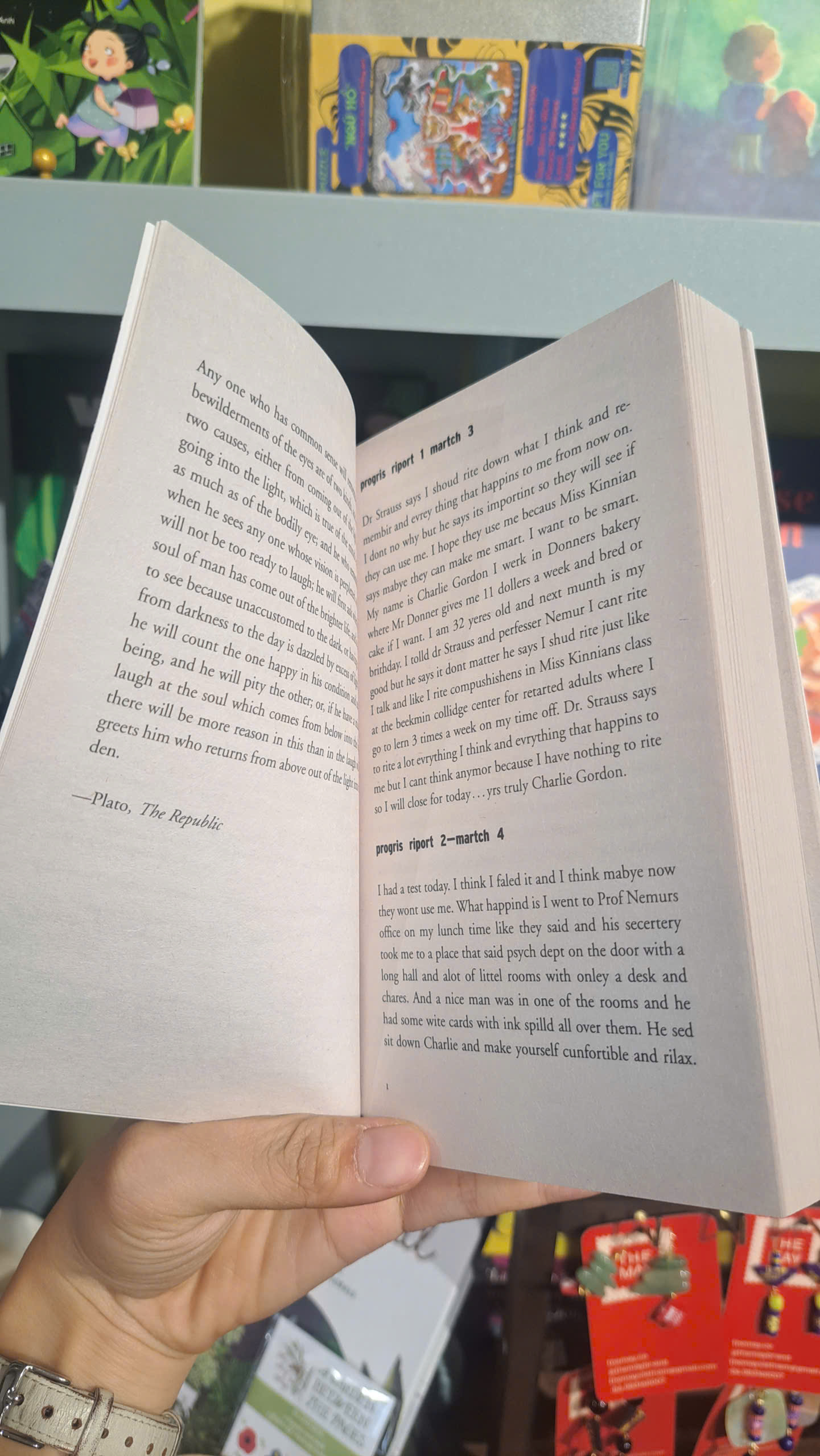 Sách - The Flowers for Algernon by Daniel Keyes | Science Fiction / Classics / Ngoại văn khổ nhỏ