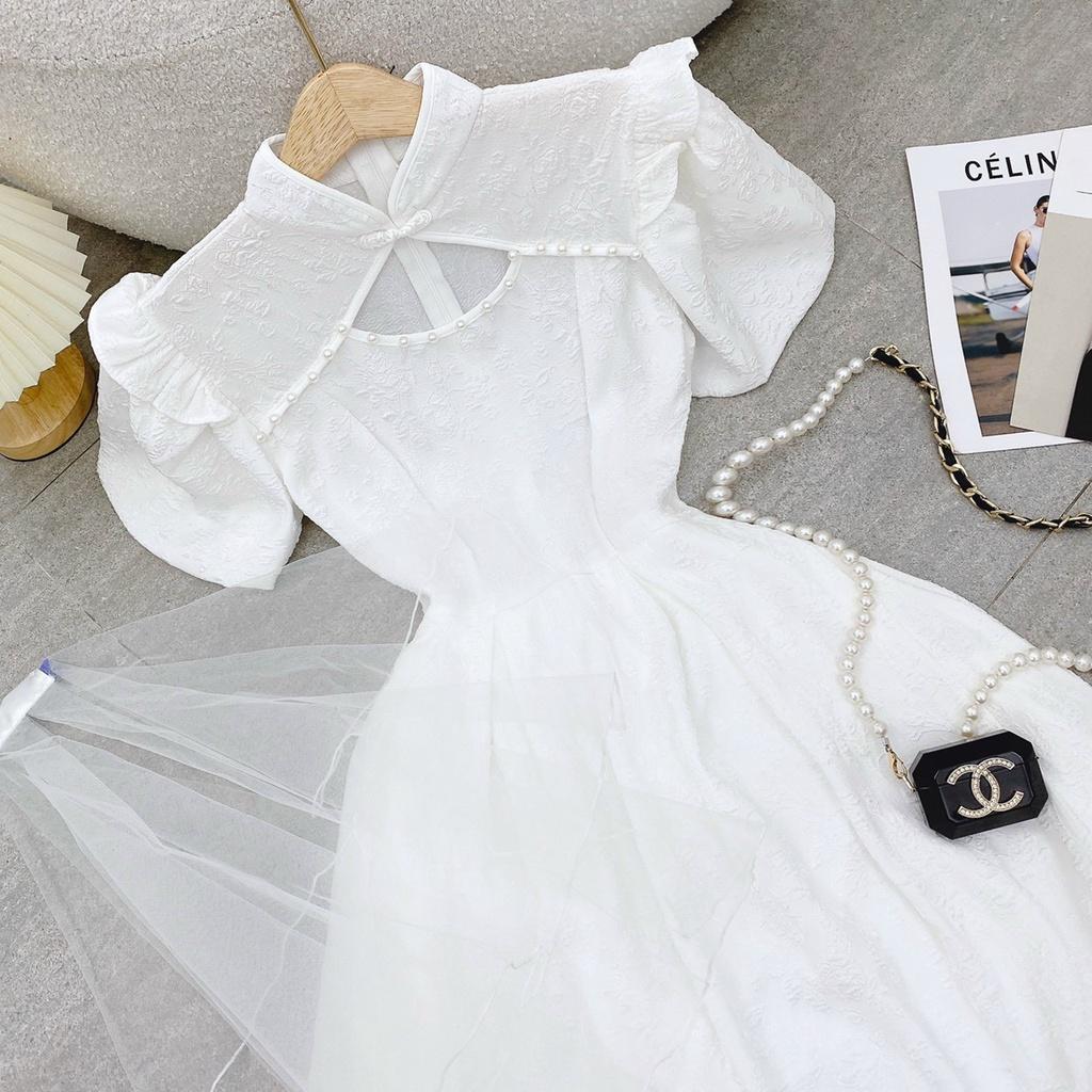 Đầm midi trắng cổ tàu cutout ngực kèm lúp váy cưới cô dâu dáng xòe dự tiệc