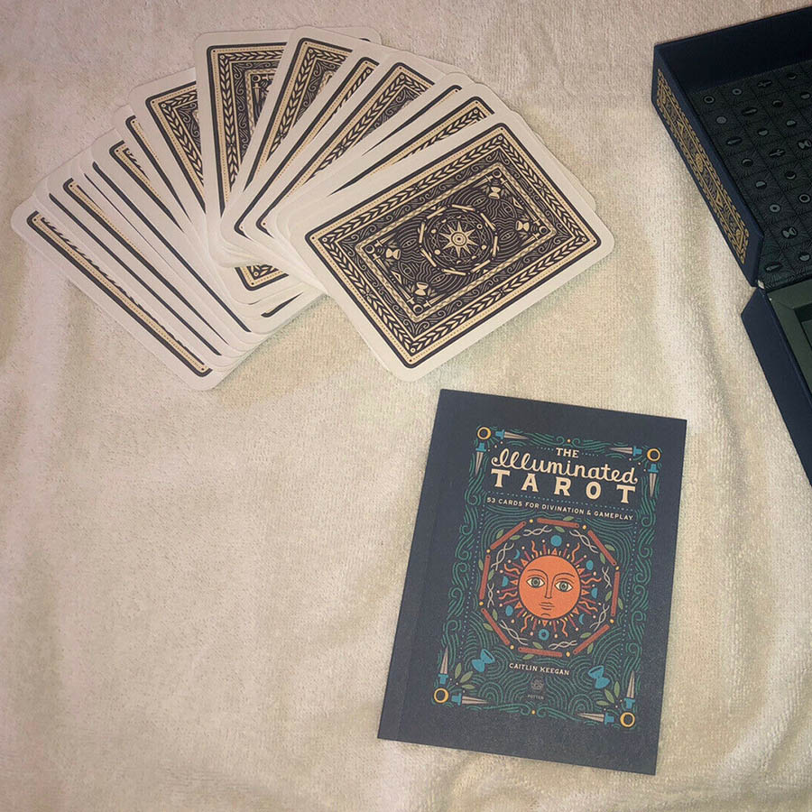 The Illuminated Tarot: 53 Cards for Divination and Gameplay (The Illuminated Art Series)