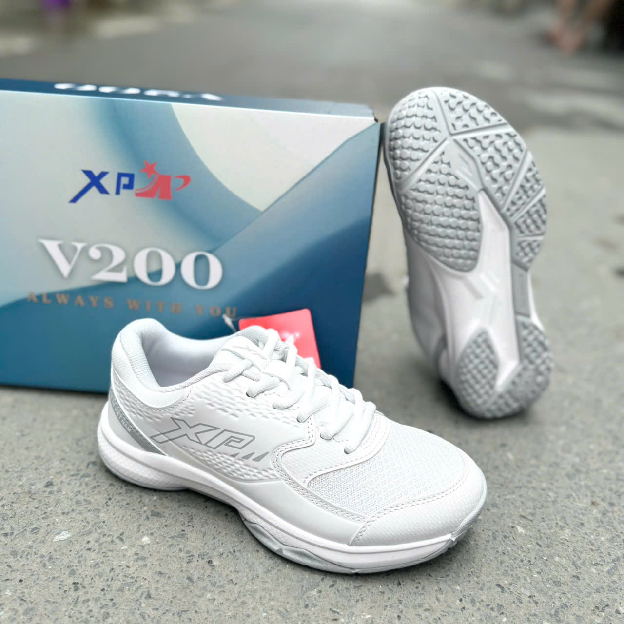 Giày Pickleball, giày cầu lông, bóng chuyền hơi đa năng XP V200 - chính hãng
