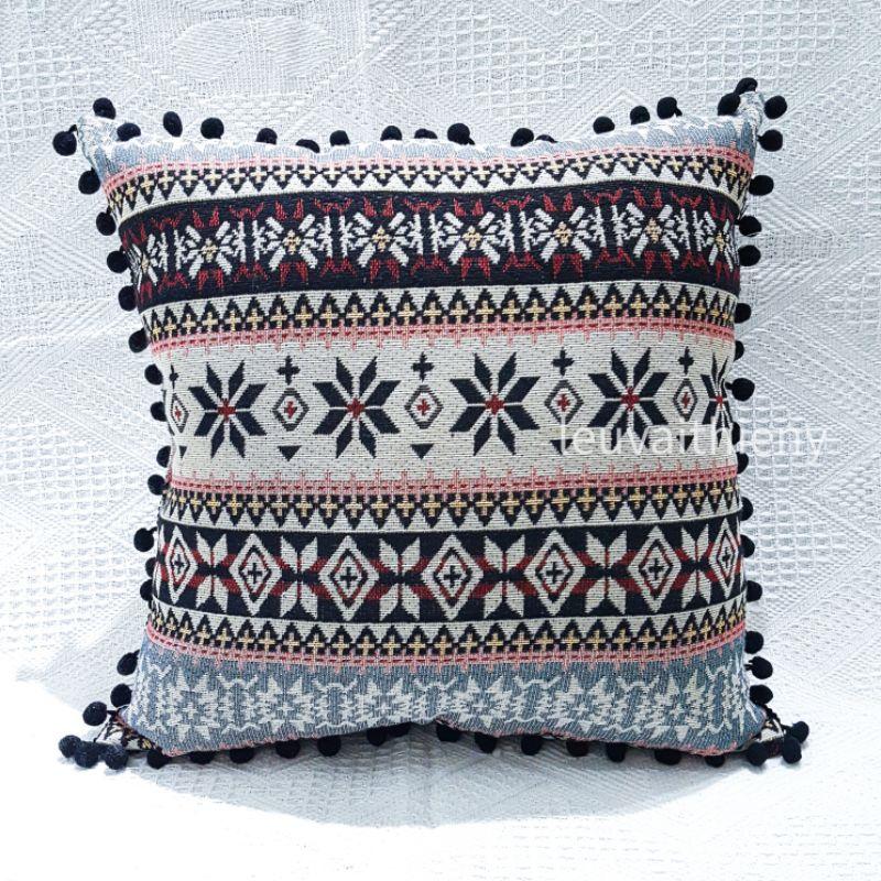 Gối vuông thổ cẩm đẹp, Gối đã nhồi bông 40x40cm. Vải Cotton viền pompom, Gối tựa trang trí Decor Sofa