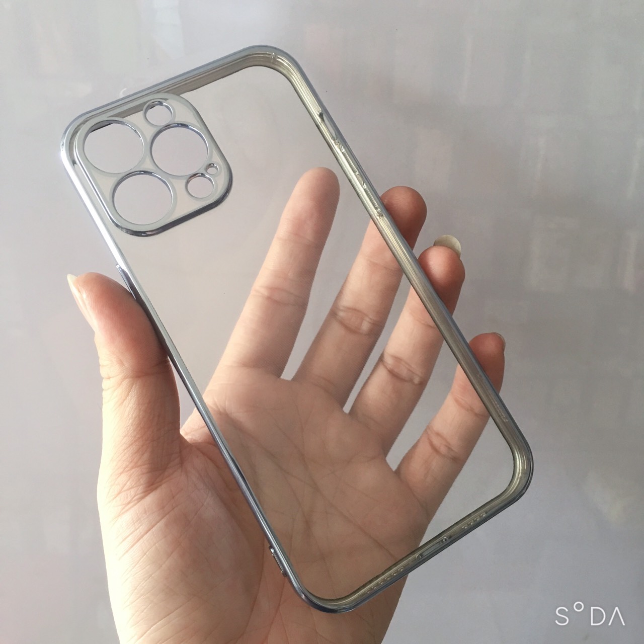 Ốp viền màu lưng trong bảo vệ camera dành cho iPhone 13 Pro Max chính hãng KST
