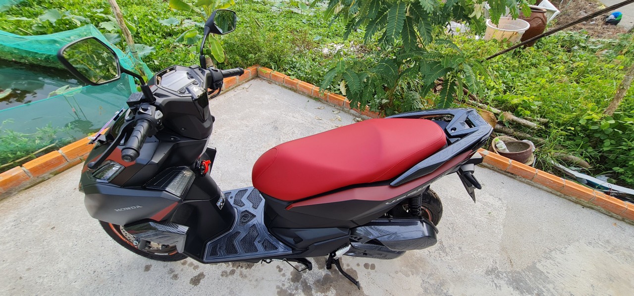 ỐP BẦU E ( LỌC GIÓ ) VARIO 160 VARIO 2022 2023 CACBON