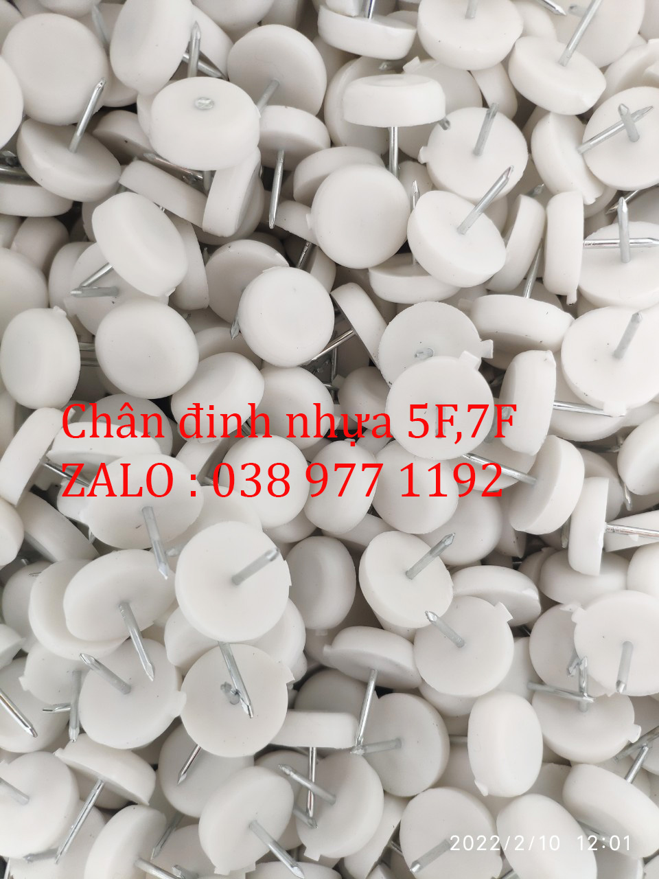 Chân đinh nhựa chống trầy 5mm, 7mm , Đinh nhựa đóng dưới chân bàn ghế có ma sát không bị trơn (đóng gói 500g)