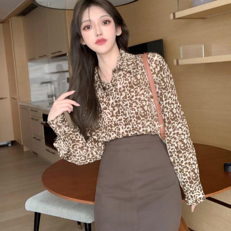 Áo Sơ Mi Tay Dài Form Rộng In Họa Tiết Da Beo Phong Cách Retro