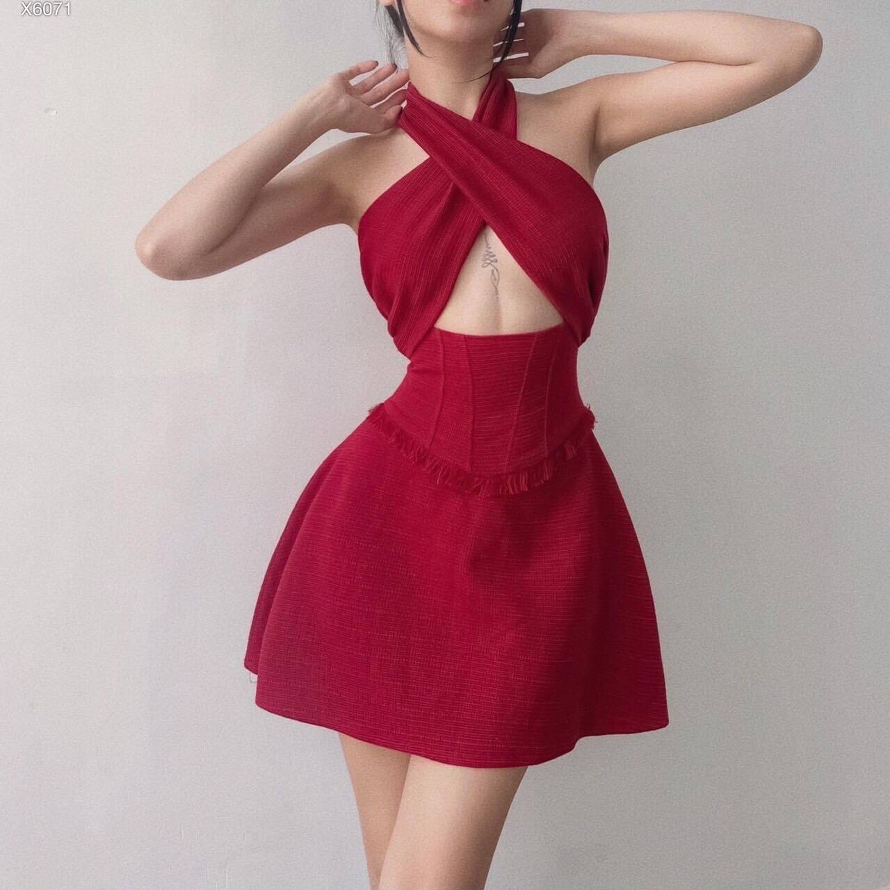 ĐẦM DÂY YẾM NGẮN SUÔNG TRƠN ÔM EO VÁY CHỮ A ĐỎ DẠO PHỐ DỰ TIỆC