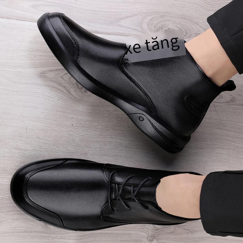 Giày nam mới nhất Giày thường Giày chạy bộ Vận chuyển nhanh Giày công sở cặp đôi mới nhất