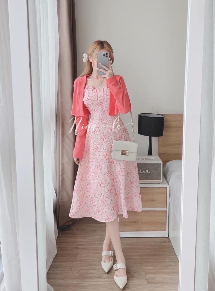 Set đầm midi hoa kèm áo khoác hồng