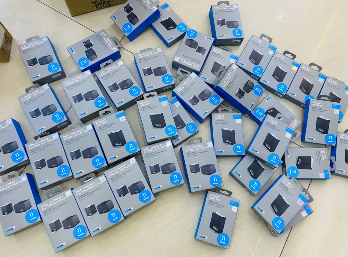 Pin Sạc GoPro Enduro HERO9, HERO10 &amp; HERO11 thế hệ mới - Hàng Chính Hãng