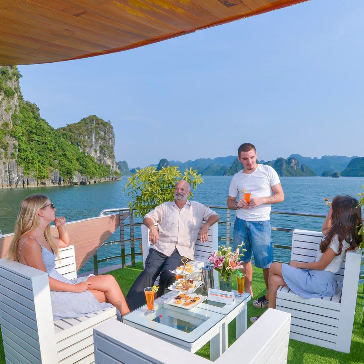 Hạ Long 01 Ngày, Tàu 5 Sao Wonder Bay Cruises, Xe Limousine Đưa Đón Từ Hà Nội, Đi Đường Cao Tốc