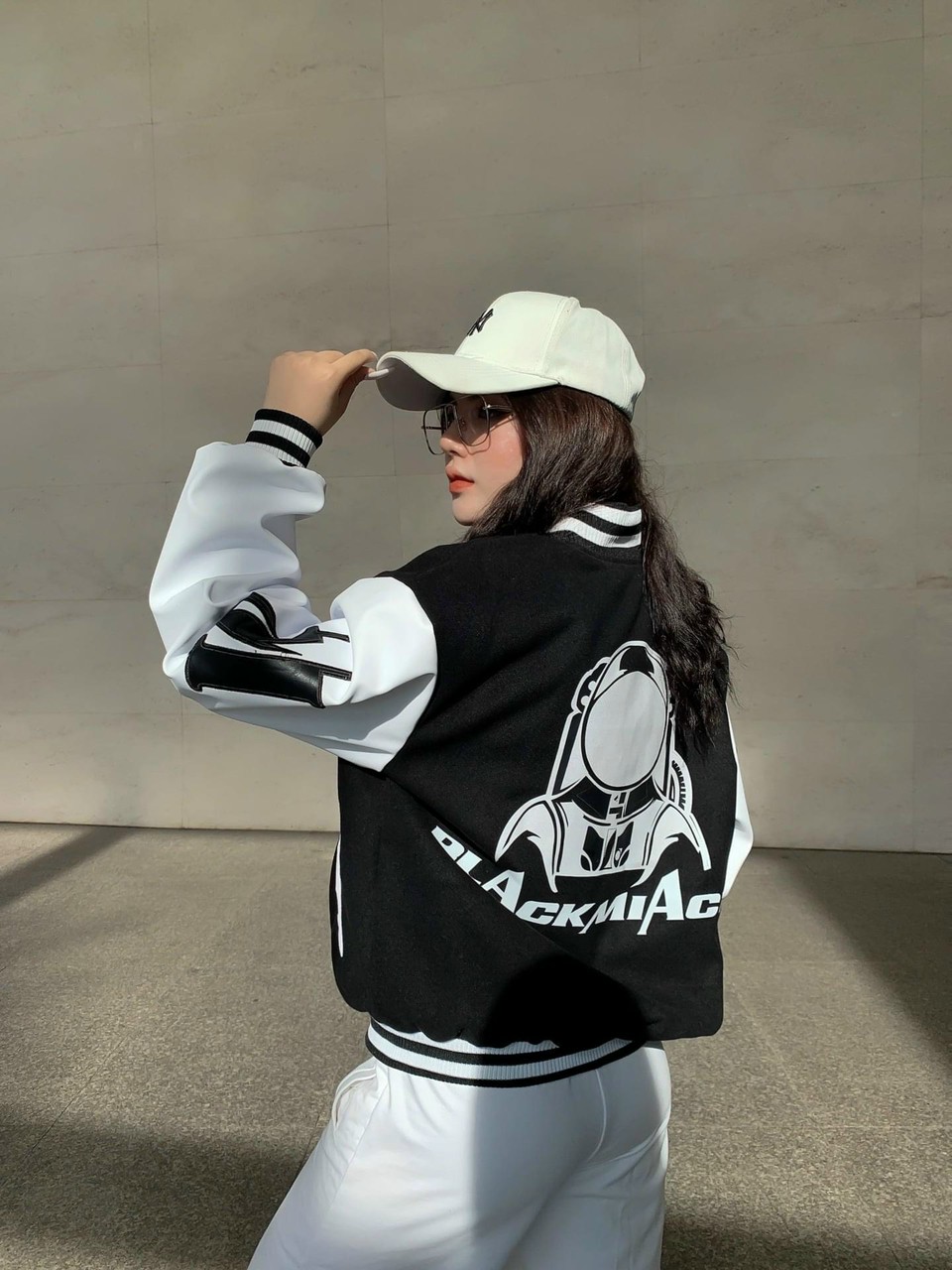 Áo Khoác Gió Kiểu Bomber Bóng Chày Black Miack Nam Nữ Cặp ĐôiHOT RẺ ĐẸPÁo Gió Toriondy Unisex Chống Nắng-Couple Jakets [ ẢNH THẬT ] - SHOP ÁO KHOÁC DÙ GIÓ BOMBER THIÊN HÀ