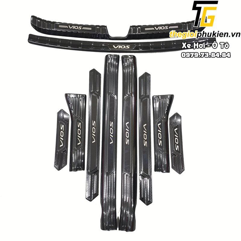 Combo ỐP BẬC CỐP VÀ BẬC CỬA xe Toyota Corolla Cross vân Carbon