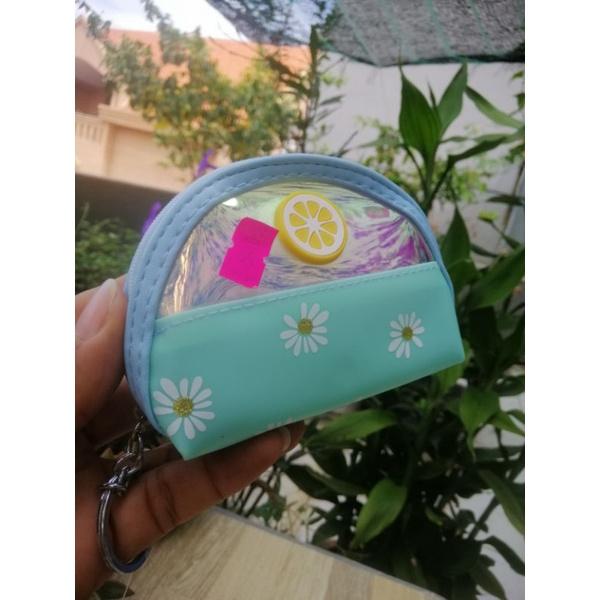 MÓC KHÓA BÓP. MÓC KHÓA VÍ DÁNG BẦU IN HÌNH, THÊU HOA CÚC GẮN STICKER