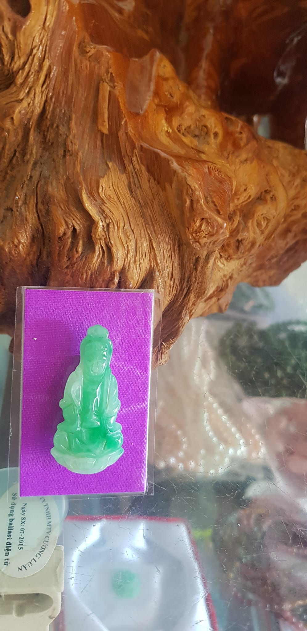 Mặt dây chuyền Nữ Phật Quan Âm Ngồi đẹp đá ngọc cẩm thạch tự nhiên đẹp size nhỏ Nữ size nhỏ Cao 39mm x N18mm x S4mm Màu xanh lý trắng mượt mà bóng đẹp các Chị về bọc vàng đeo đẹp ạ