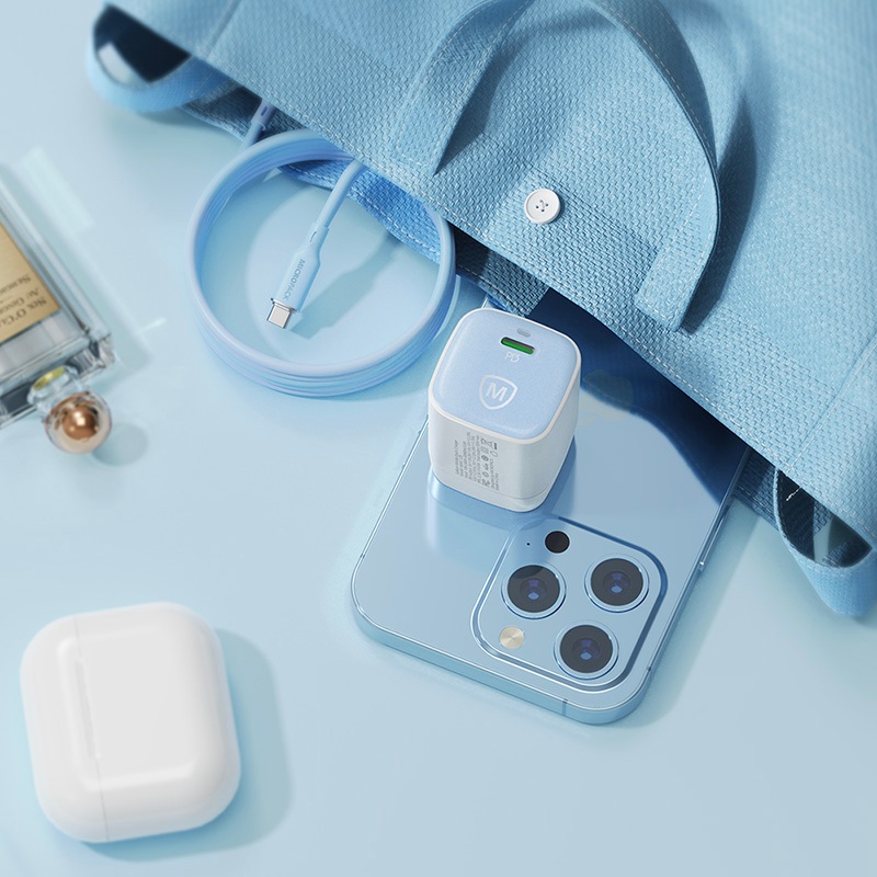 Củ sạc MicroPack POWER SERVER 35 MWC-135 Chip GAN Mạnh Mẽ Nhỏ Gọn Tặng Kèm Phích Tương Thích UK/ US/ EU Hàng Chính Hãng