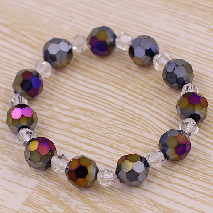 Vòng tay pha lê xám đen cắt giác 10 ly pha lê trắng CTFLXEGFLTRG10