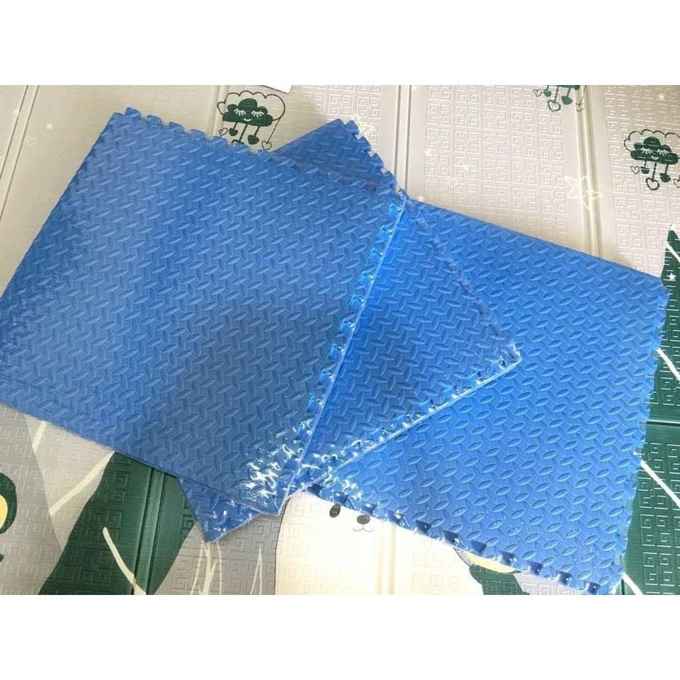 Combo 4 tấm thảm ghép xốp trải sàn nhà loại to 60x60cm trang trí không gian nội thất gia đình, 1 sét ghép được 1,48m vuông, bề mặt vân lá khế chống trơn trượt