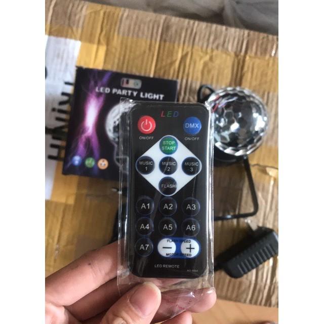 Đèn LED sân khấu, bar, vũ trường chớp 7 màu, hiệu ứng nhấp nháy xoay theo nhạc có remote điều khiển