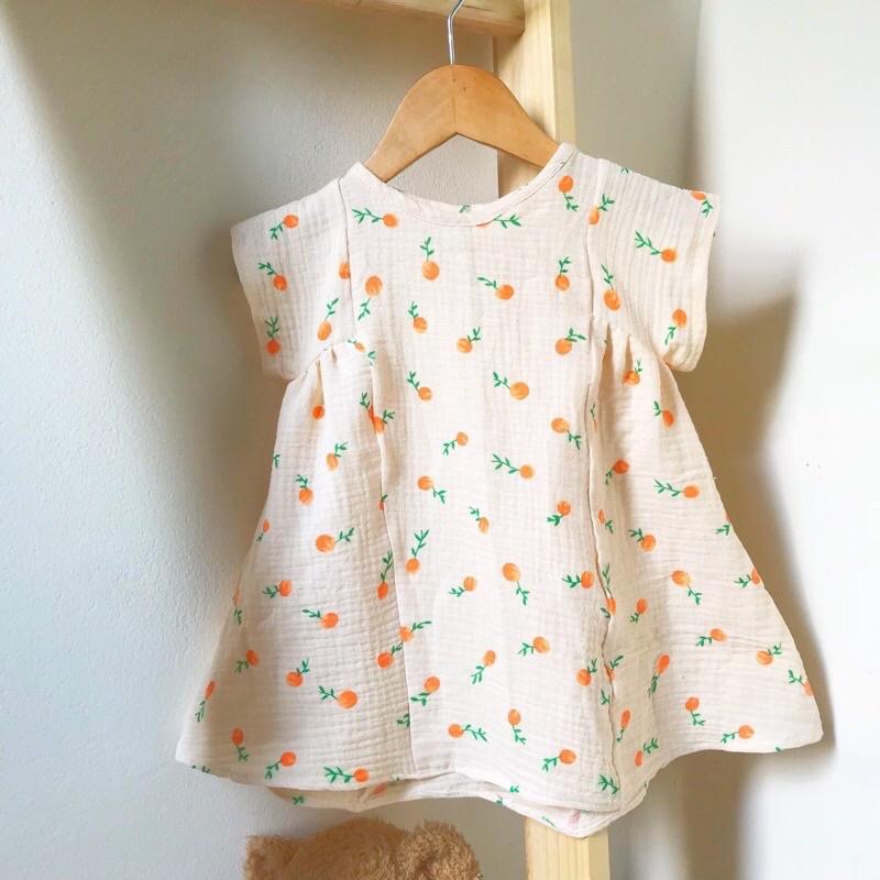 Vải xô muslin hình quả quýt cam nền be xô 2 lớp loại 1 mềm mịn