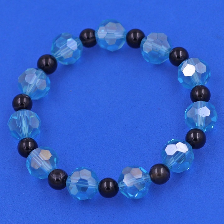 Vòng tay pha lê xanh biển giác 10 ly thạch anh đen CTFLXBGTAES10