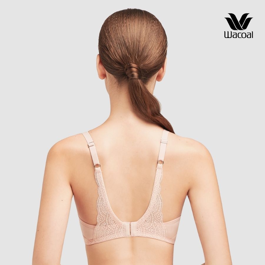 Áo lót Wacoal IIB3208 không gọng, khoét sâu, nâng vừa, trơn, mút 2cm, ren bản lưng cánh tiên