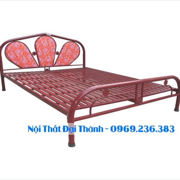 Giường sắt giá rẻ nhiều kích thước Đại Thành mẫu 10