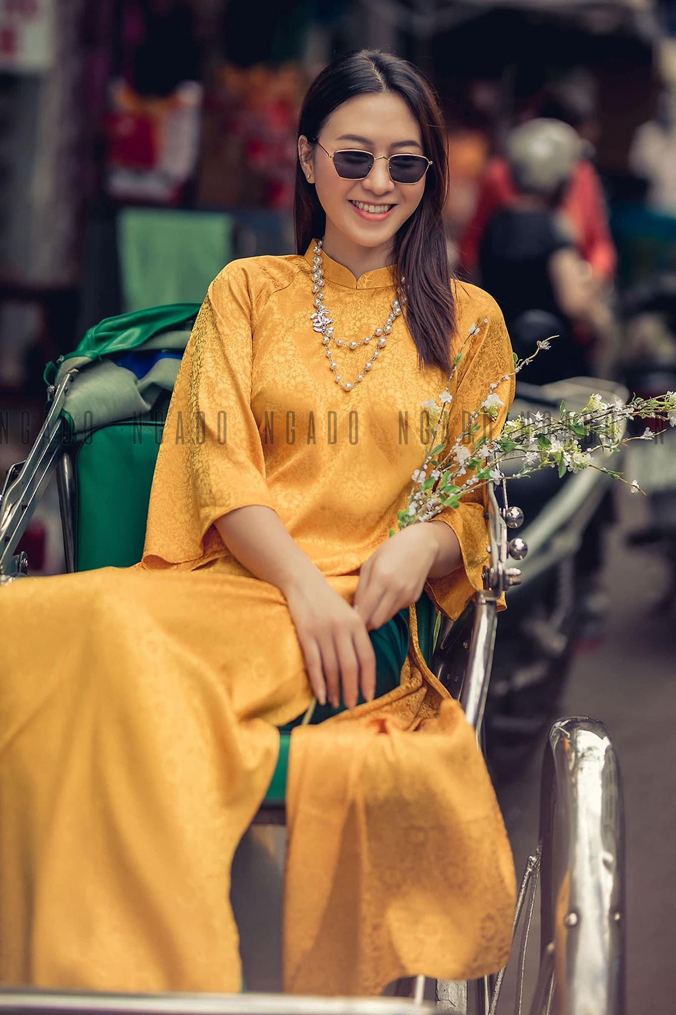Áo dài Hoàng Hoa NGADO, áo dài nữ