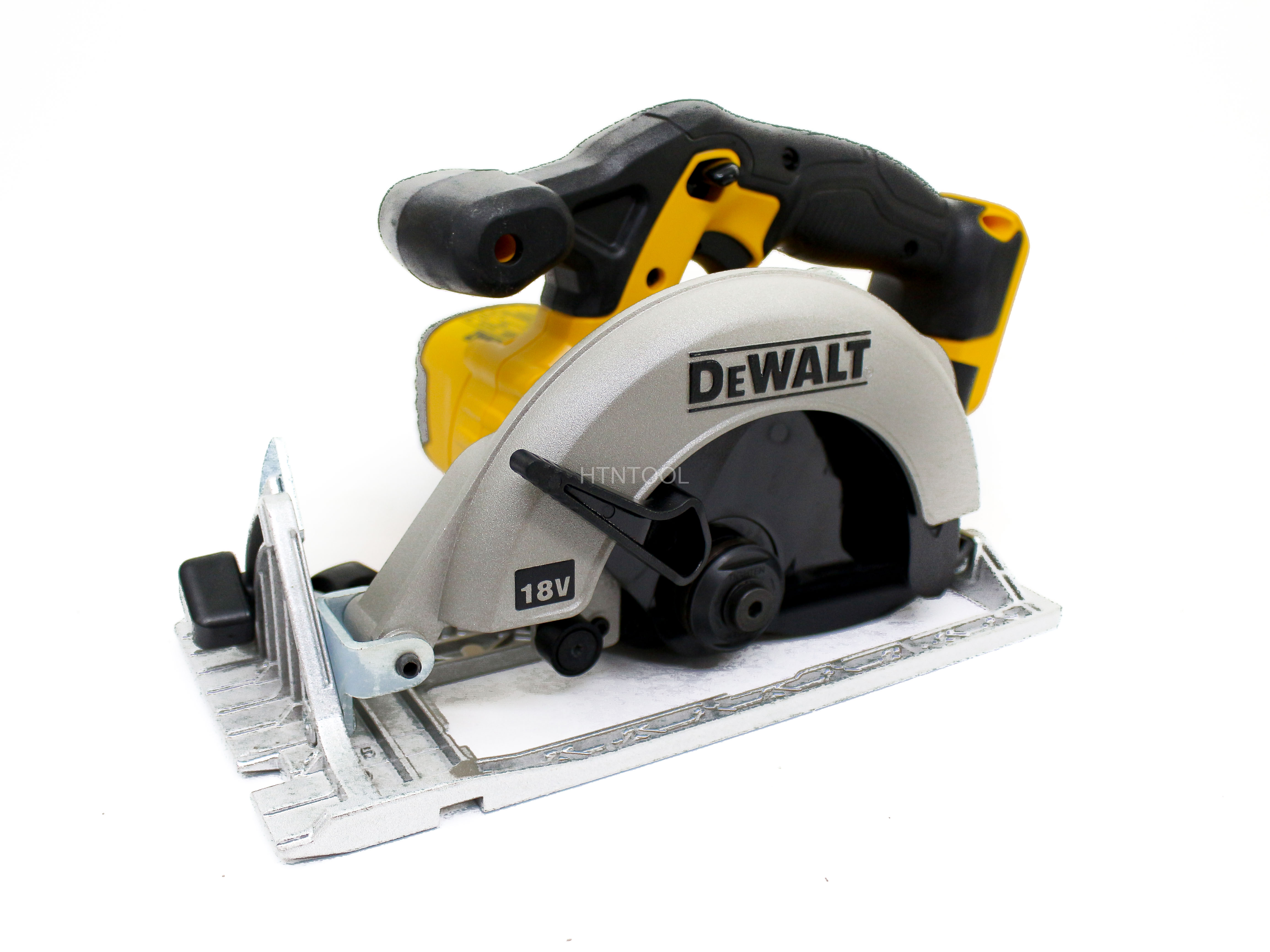 Máy cưa cầm tay 18V DeWalt DCS391N-KR