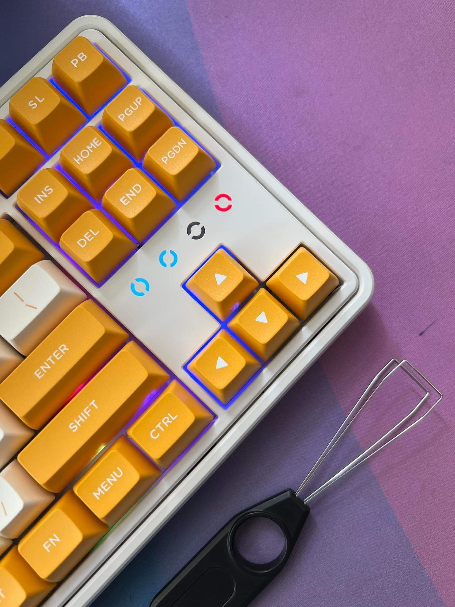 Bàn phím máy tính FL-Esports CMK87SAM Yellow & White 3 Mode _Mới, hàng chính hãng