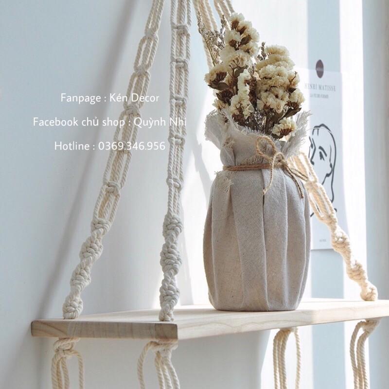 Kệ gỗ treo tường Macrame