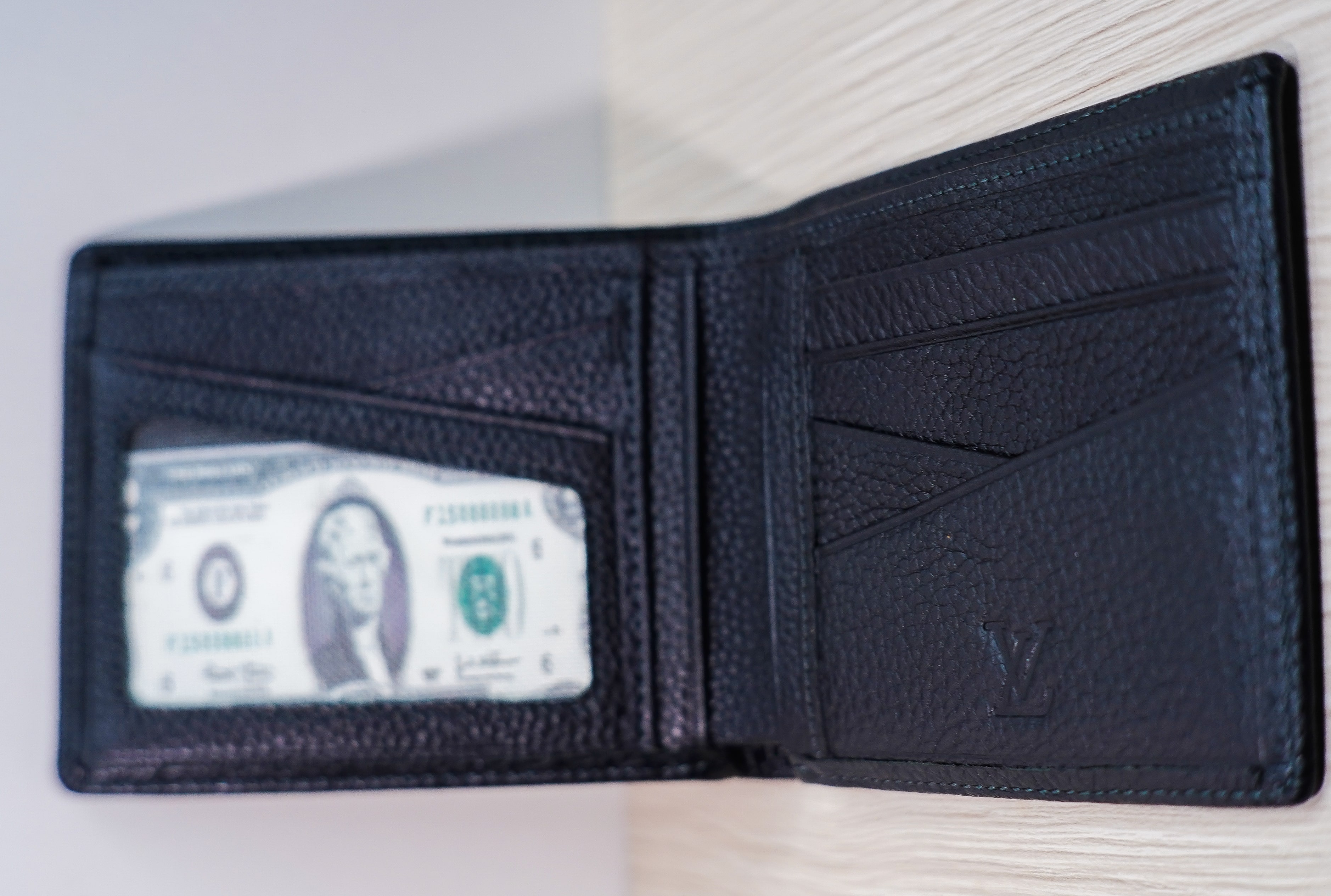 VÍ NAM HÀNG HIỆU - KEN FASHION