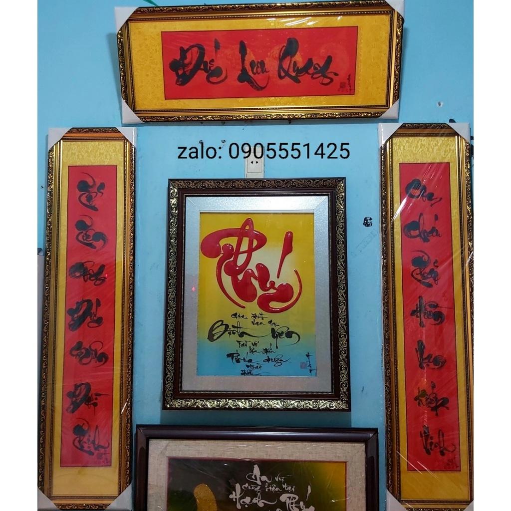 Bộ 2 khung hoành phi câu đối . Câu đối thư pháp. câu đối tết, bàn thờ gia tiên.