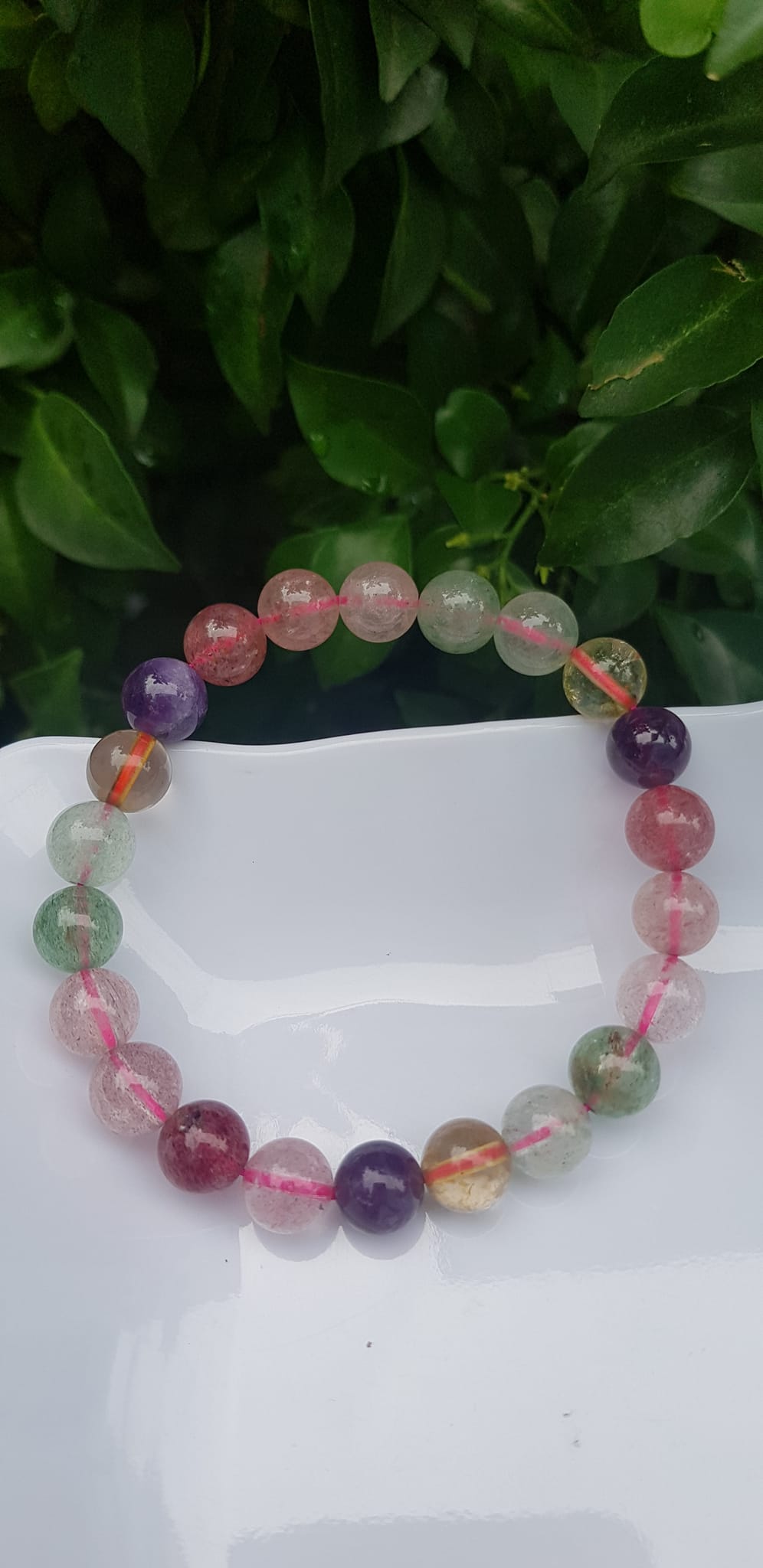Vòng tay phong thủy may mắn đá thạch anh ngũ sắc tự nhiên Size vòng 8mm bóng tuyệt đẹp đa sắc màu nữ đeo xinh đẹp rẻ hợp nữ tất cả các mệnh Đá thiên nhiên đeo tốt sức khỏe, tim mạch đồng thời may mắn phong thủy tài lộc ạ