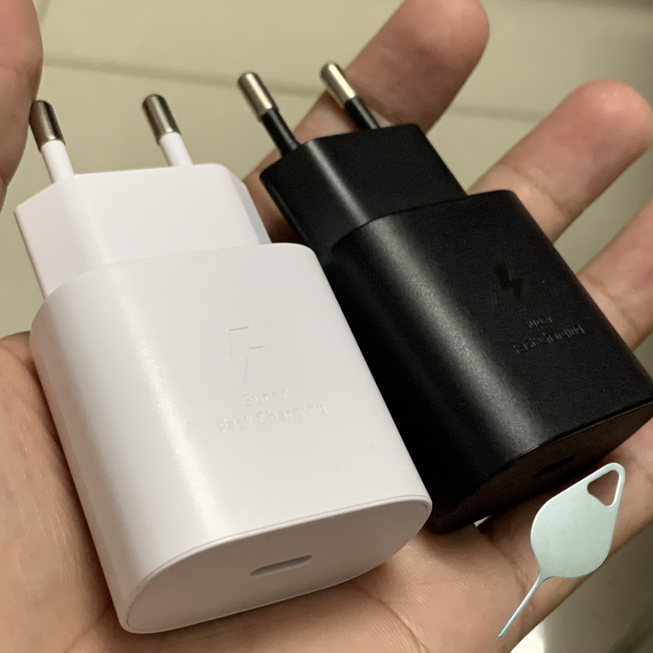 Bộ Adapter S20, Note 10 25W sạc siêu nhanh + cable USB-C dành cho điện thoại Samsung S10, S20, Ipad, Iphone (Tặng kèm que chọt sim) có ảnh thật kèm theo