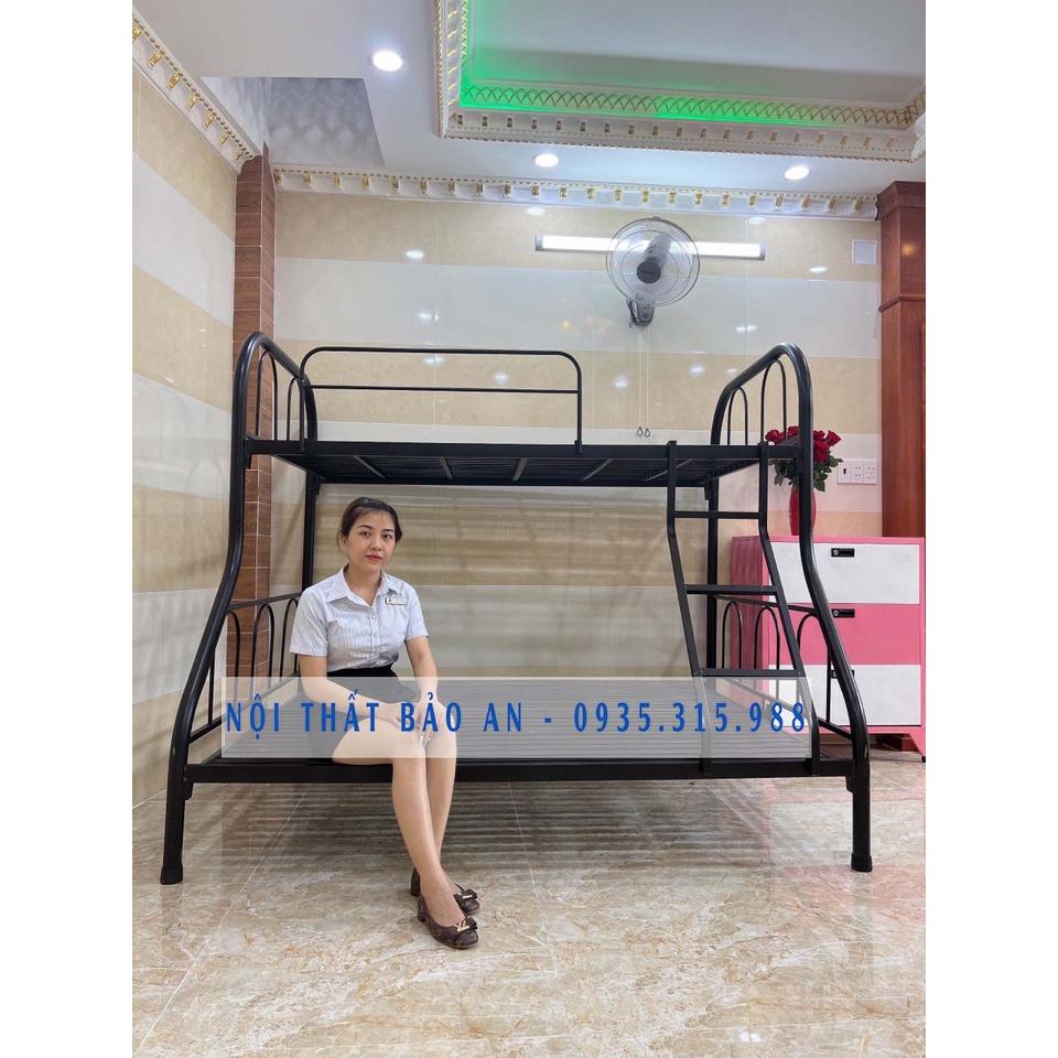 Giường sắt lệch tầng mẫu mới hiện đại - Nhiều kích thước