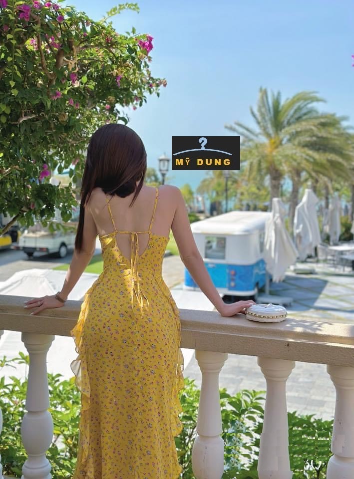 ĐẦM MAXI 2S ĐAN DÂY ,HOA HỒNG NHÍ NỀN VÀNG CAM- XẺ VIỀN BÈO, EM NÀY MÀ DIỆN ĐI THÌ HÁCH DÁNG HẾT NƯỚC CHẤM.. LÊN ẢNH CHỈ CÓ XUẤT SẮC- HÀNG THIẾT KẾ LOẠI 1, FORM CHUẨN