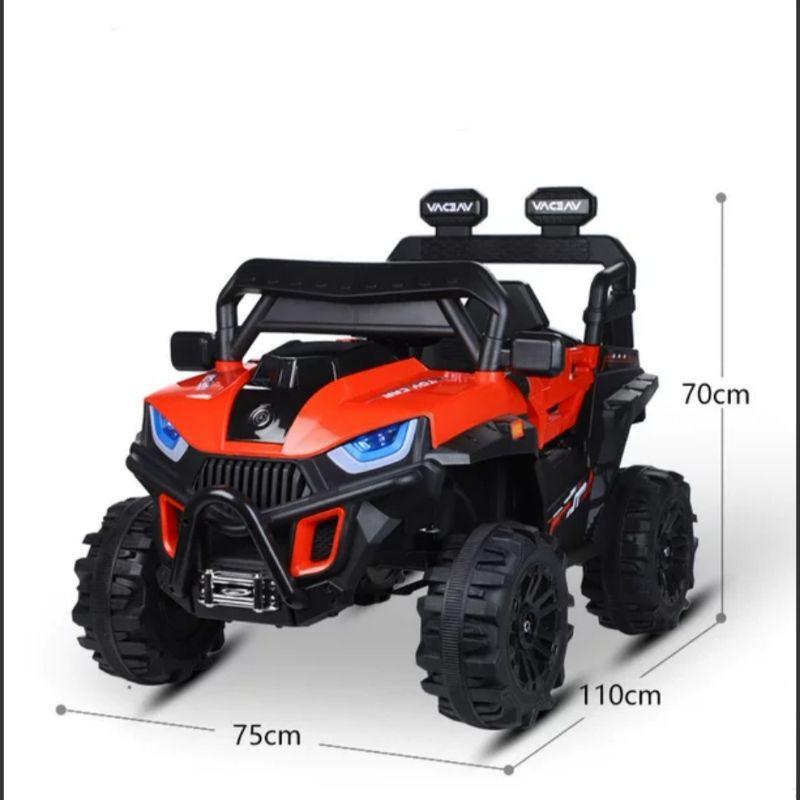 Siêu phẩm xe oto địa hình gầm cao 2 động cơ 4 bánh chống sóc ghế ngồi rộng bình acquy to khỏe cho bé