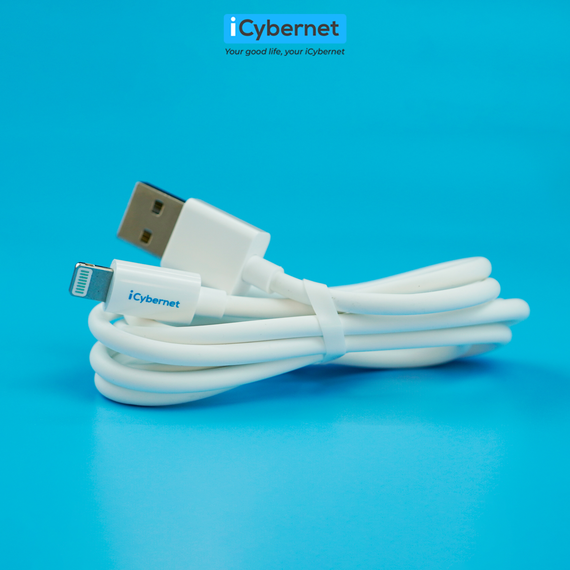 Cáp sạc USB to IP iCybernet IC-1001 sạc 2.4A và truyền dữ liệu đồng thời, chiều dài 1,2m - Hàng chính hãng