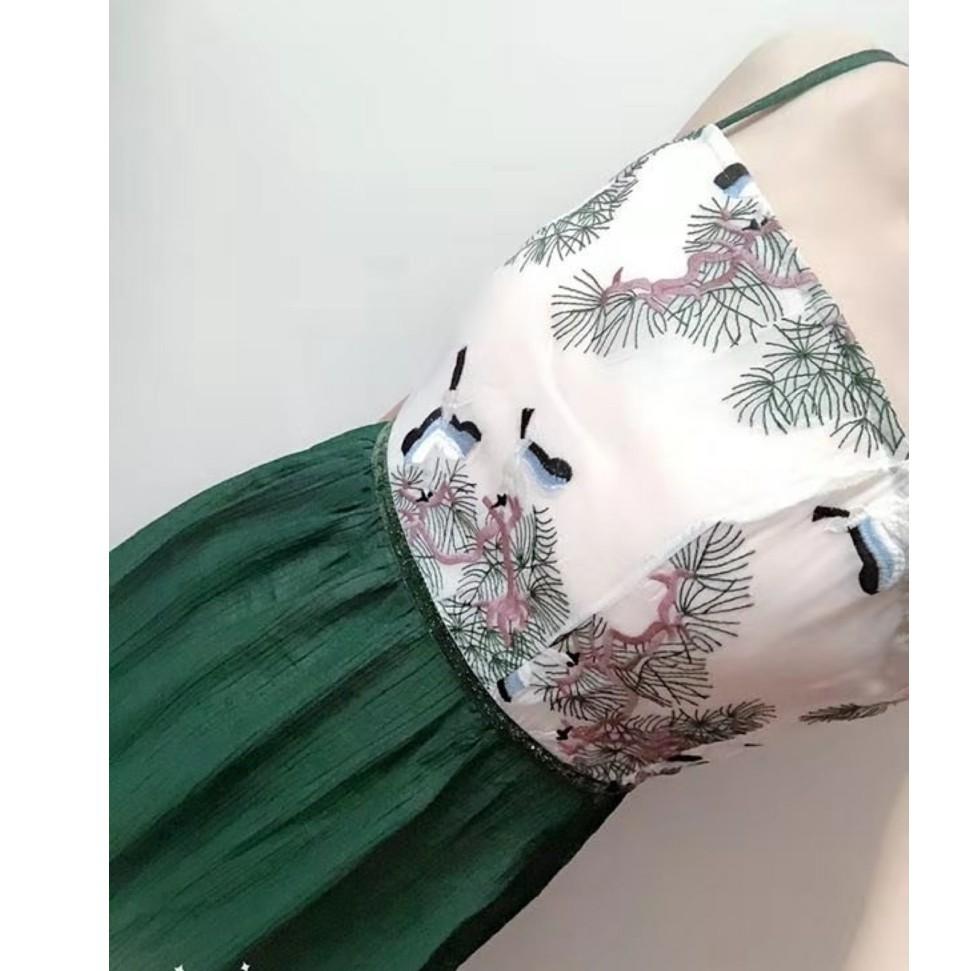 Đầm Xanh Nightingale Thêu Hoa - phong cách Retro