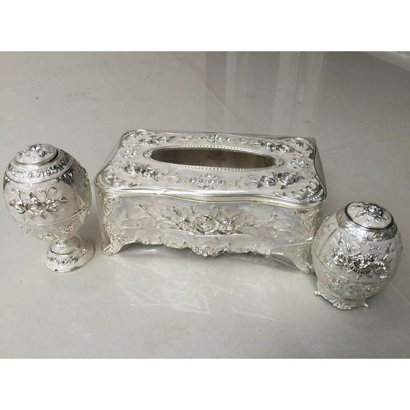 Hộp Đựng Giấy Ăn Hoàng Gia Cao Cấp