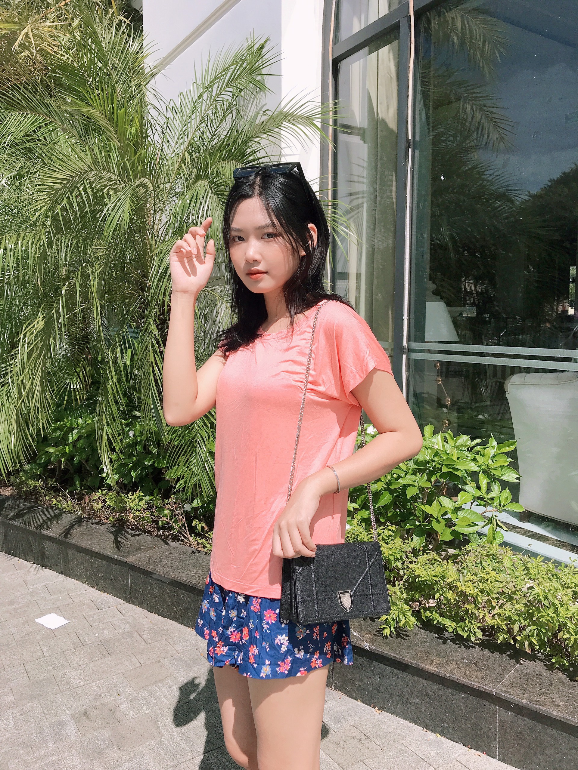Áo thun dạo phố Hồng đào