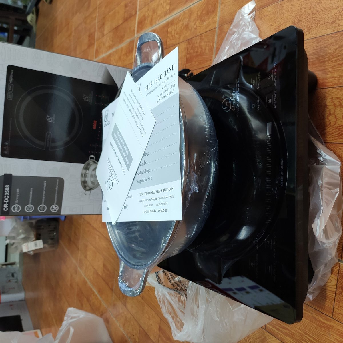 Bếp điện từ đơn Thái Lan OR-DC3508 công suất 3000W Inverter tặng Nồi lẩu Inox 30cm - Hàng chính hãng