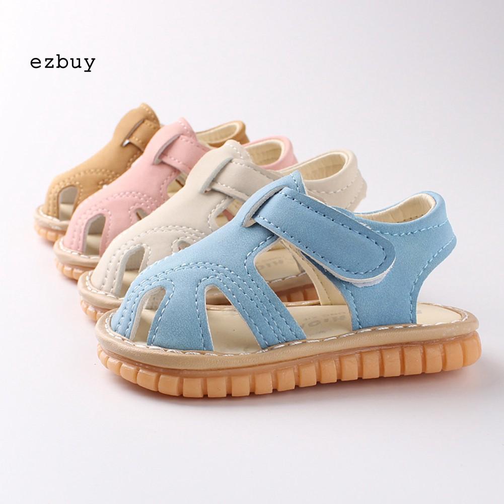 Giày Sandal Chống Trượt Cho Bé Tập Đi